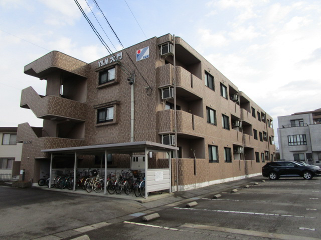 Y&M大門
