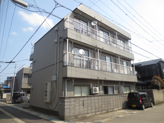 サンハイツ布村　