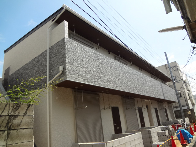 エスポワールカナヤ