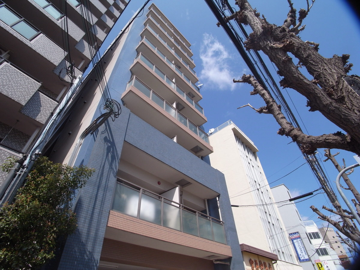 ラ・ウェゾン塚本通