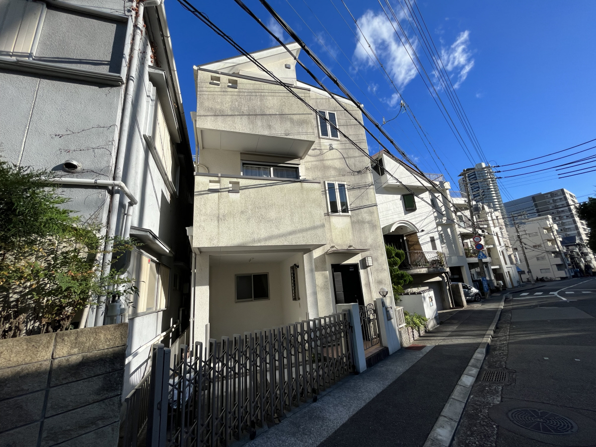 熊内町6丁目戸建
