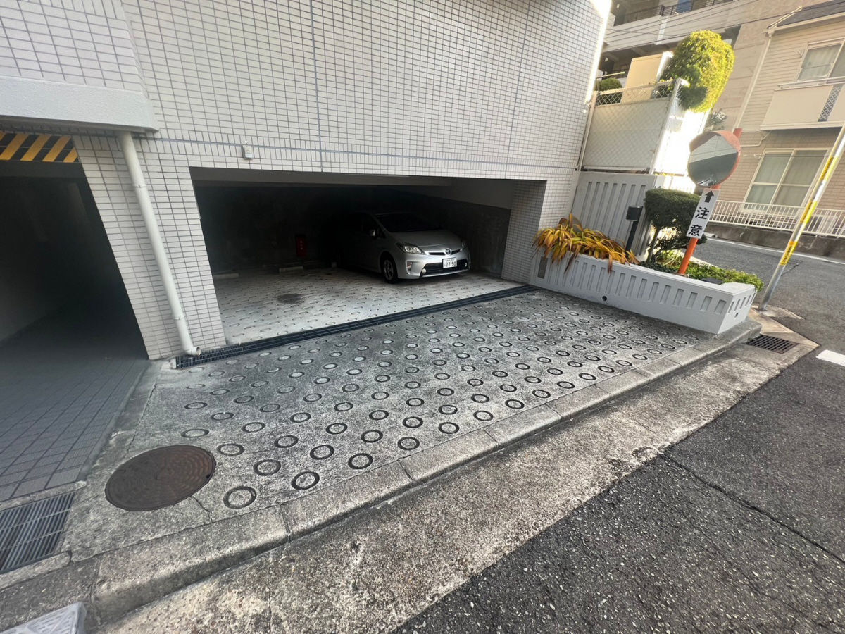 駐車場 写真6