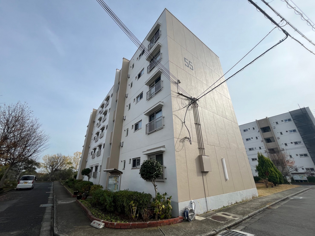 高倉台11団地55号棟