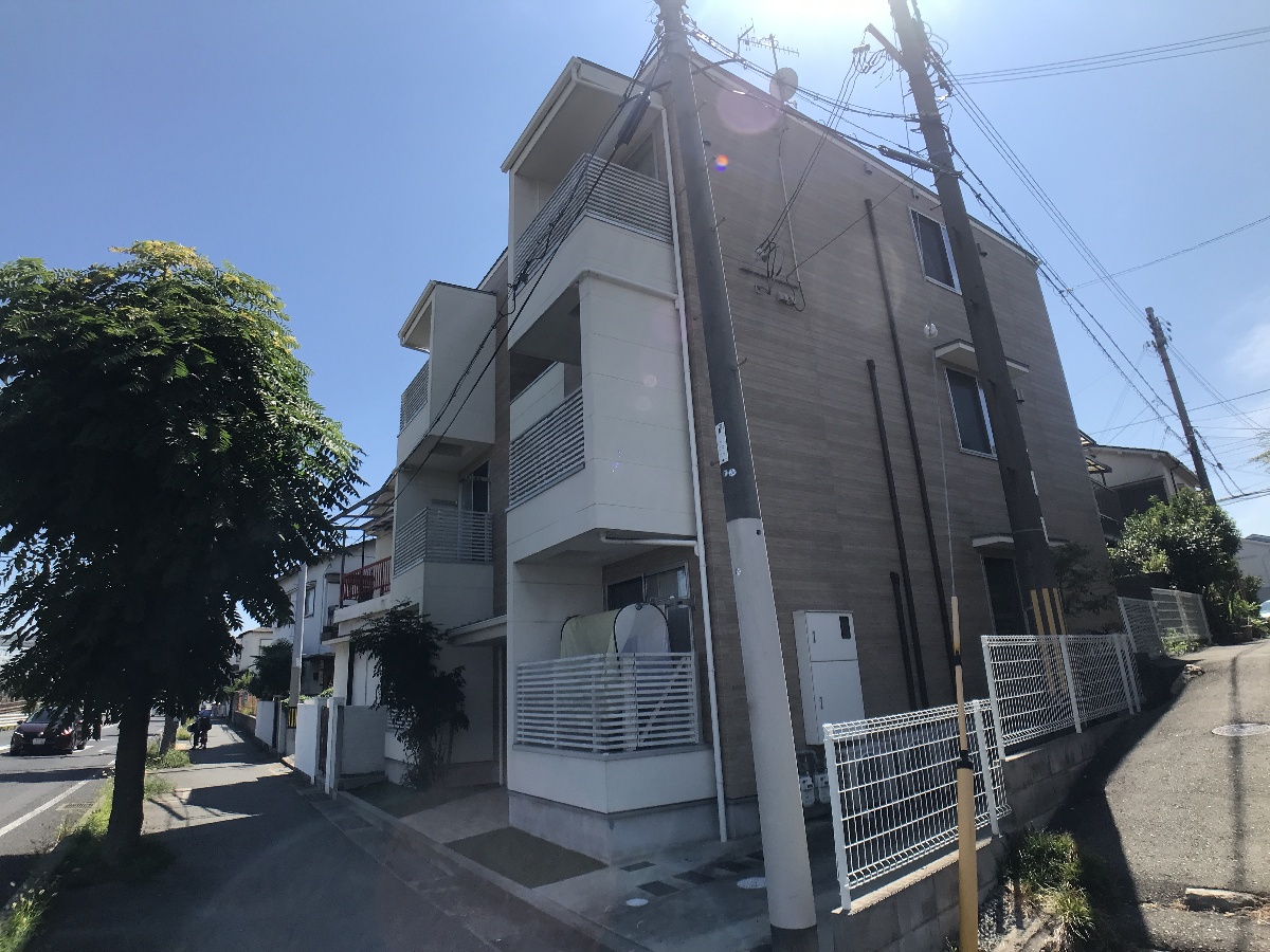 ブロンテ西舞子