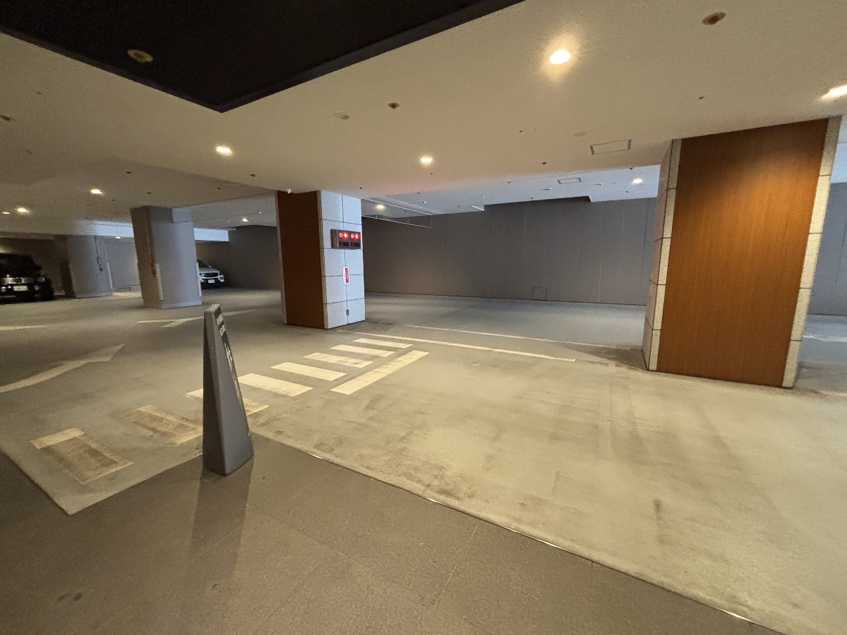駐車場 写真16