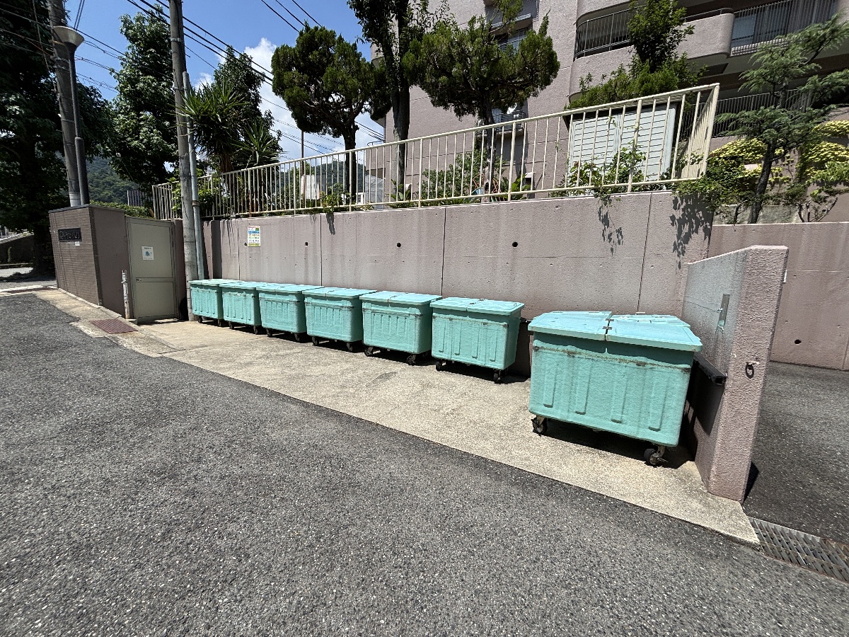 熊内スカイハイツ