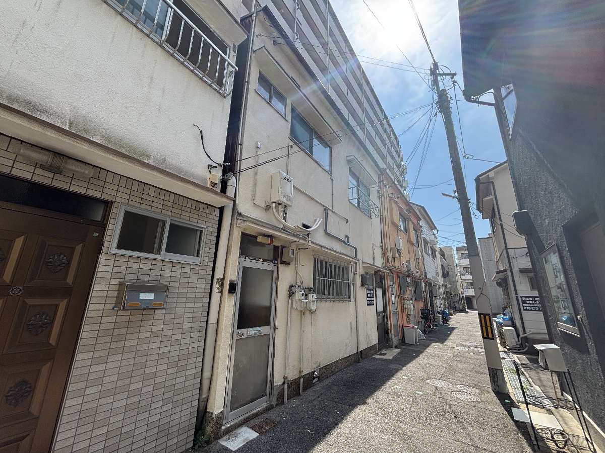 二宮町3丁目連棟住居（東6）