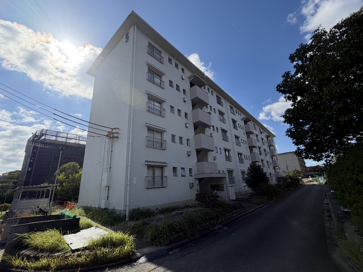 鈴蘭台第3団地5号棟