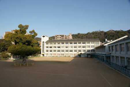 こうべ小学校まで1840m (徒歩23分) 写真21