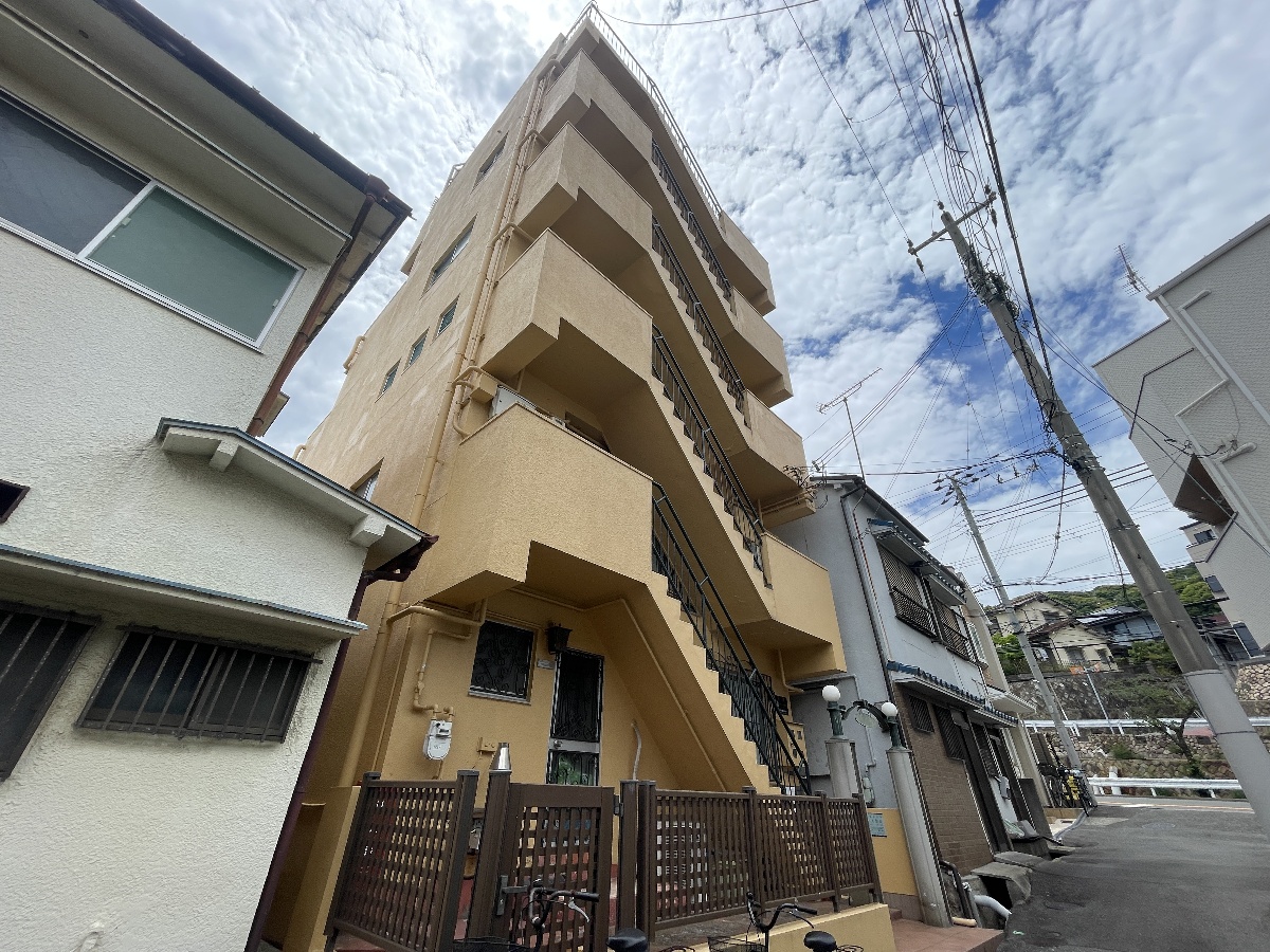 ラムール西山町
