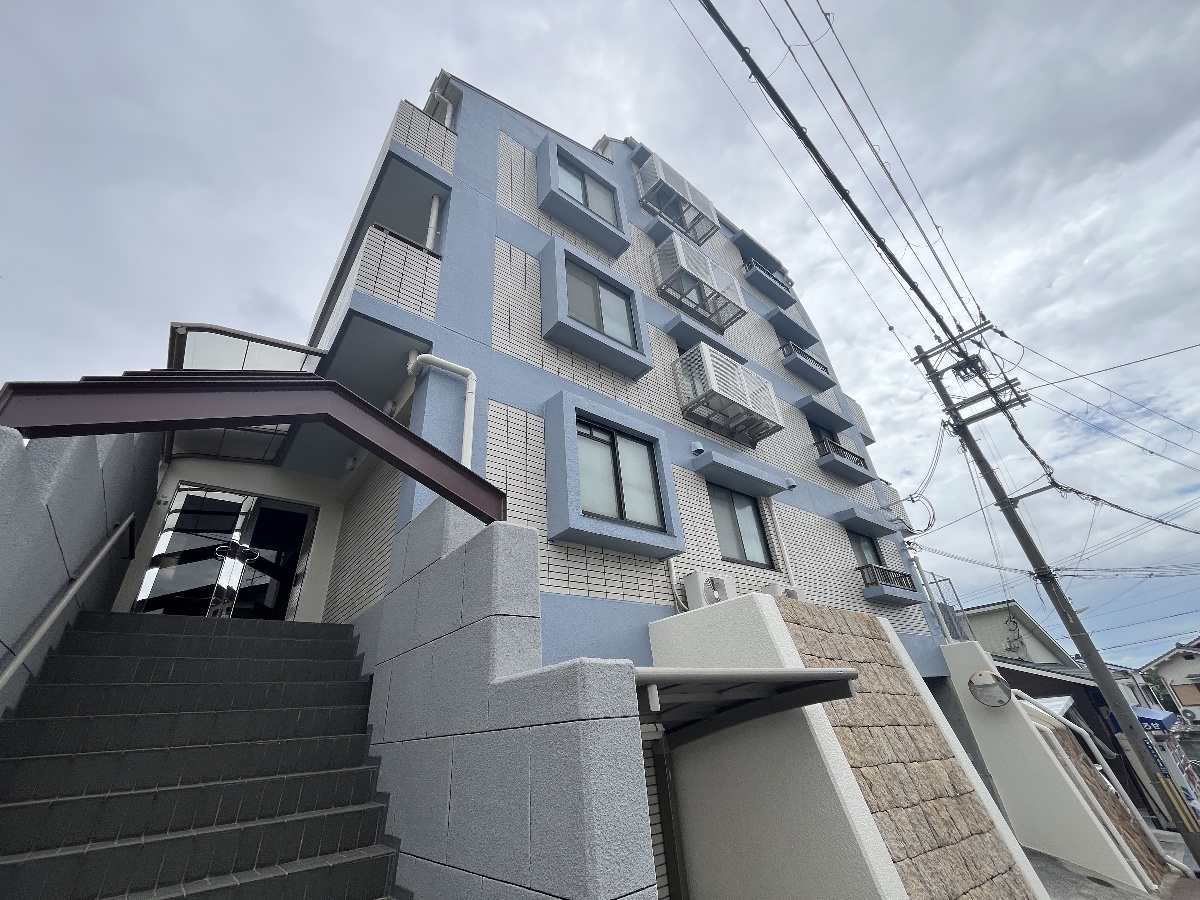 エクレール鶯町