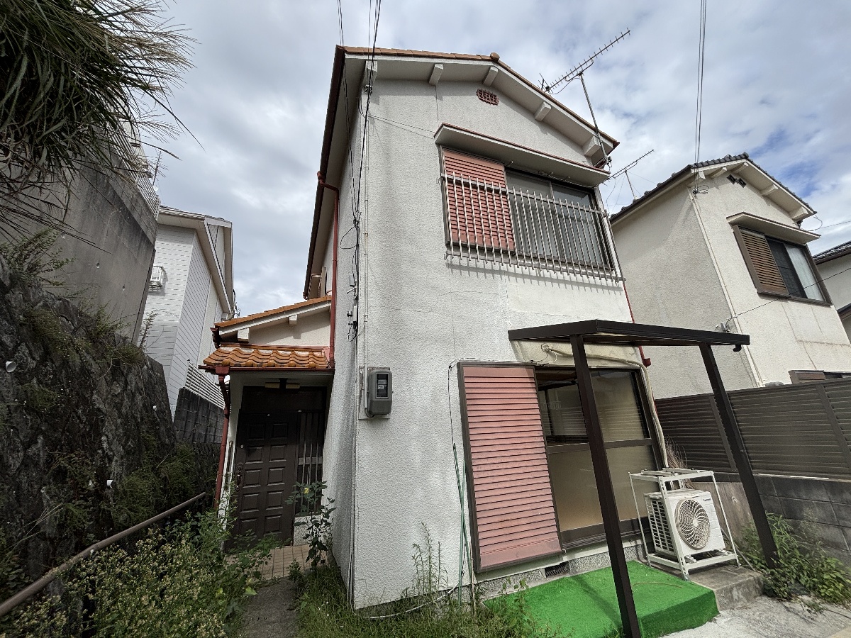 東大池町1丁目貸家