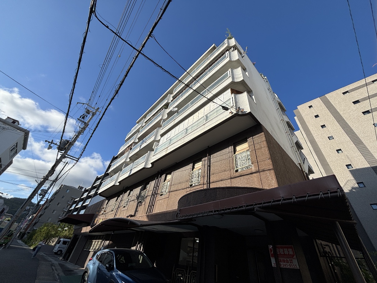 金物ビル