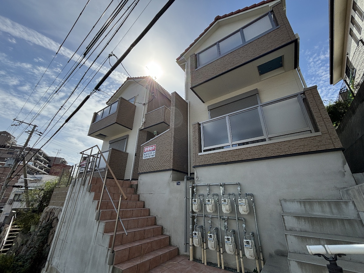 アリビア鈴蘭台