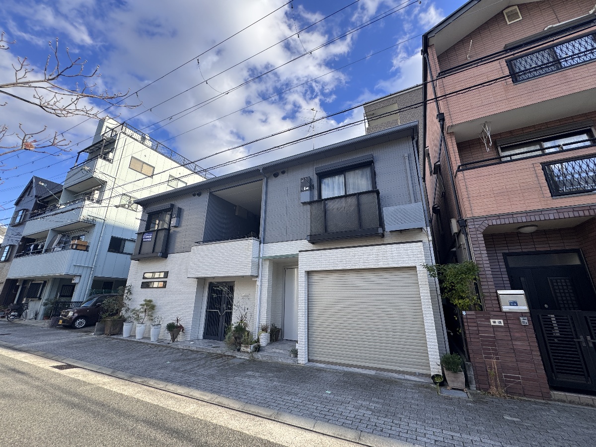 ラフィーナエム