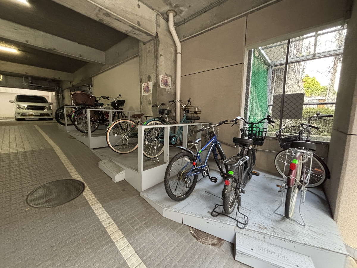 駐車場 写真6
