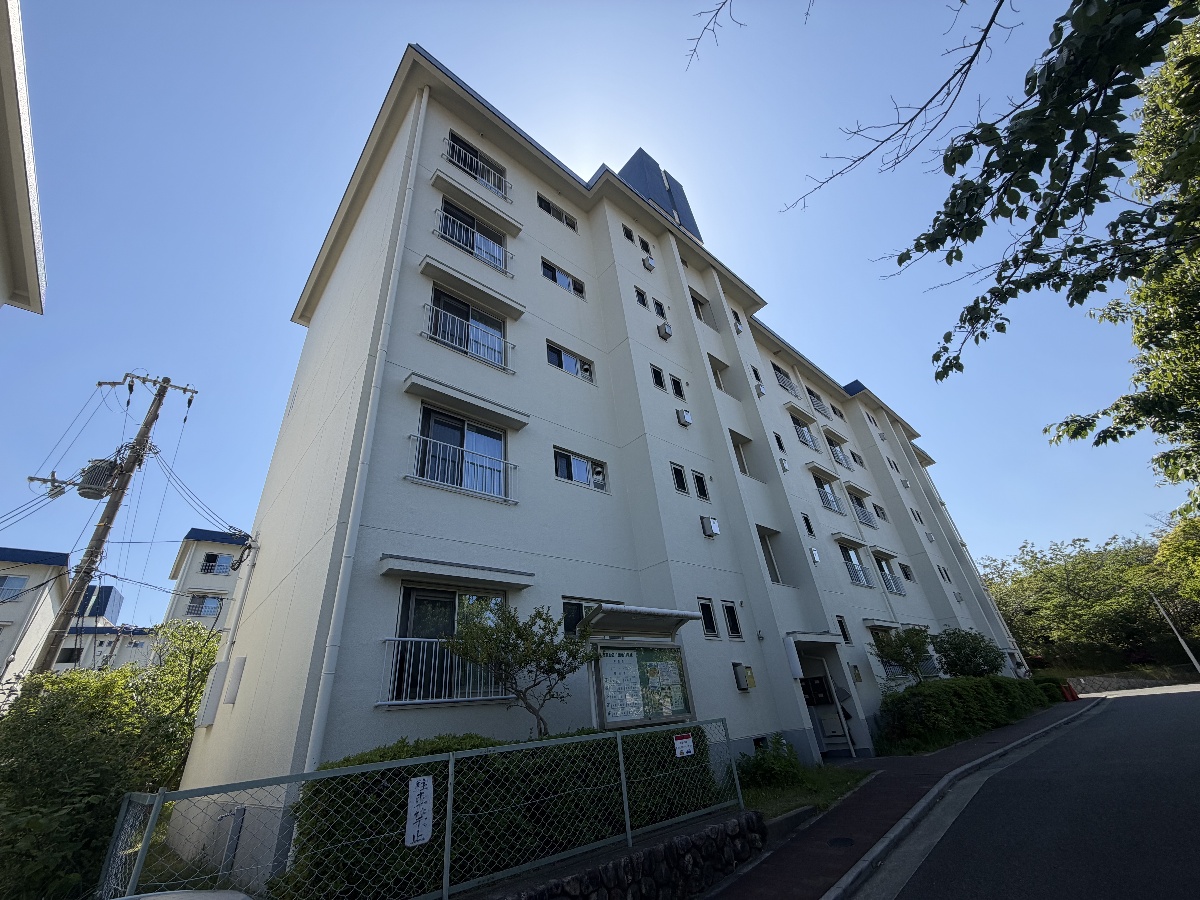 高倉台2団地11号棟