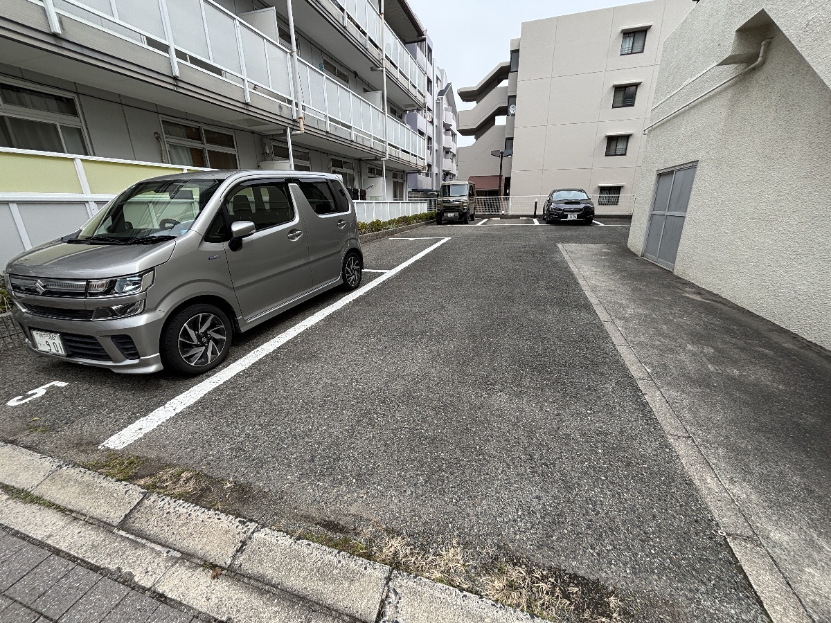 駐車場 写真37
