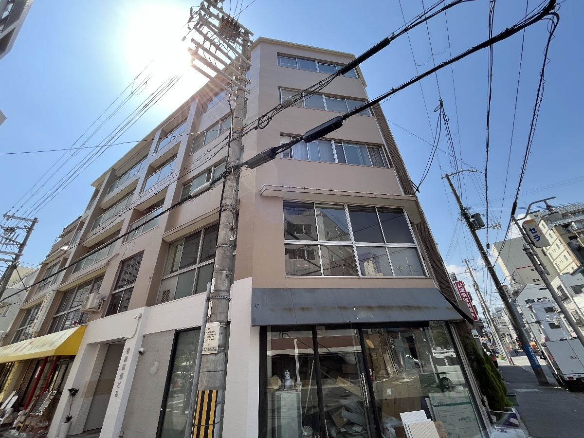 物件番号:1050732583 JR兵庫駅まで徒歩4分と生活便利な立地です!インターネット無料!