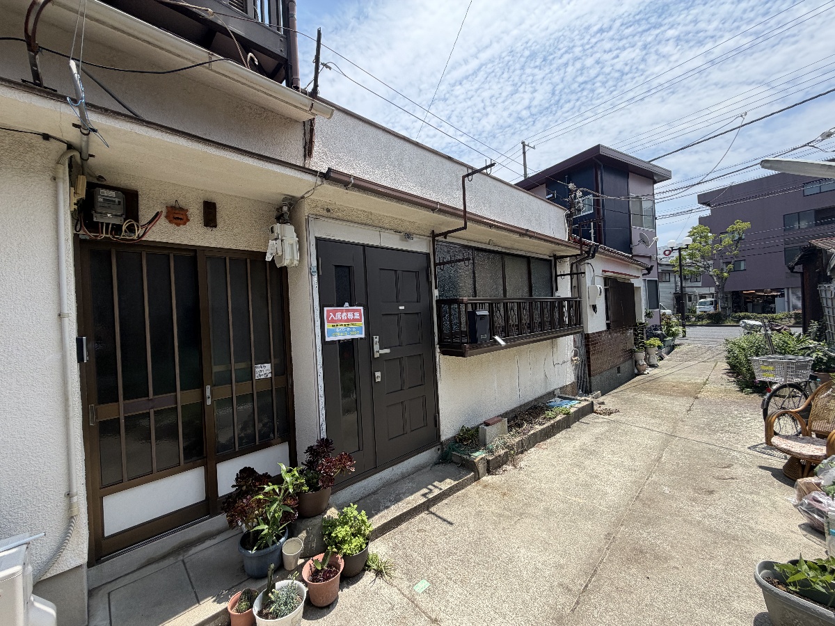 海運町8丁目貸家