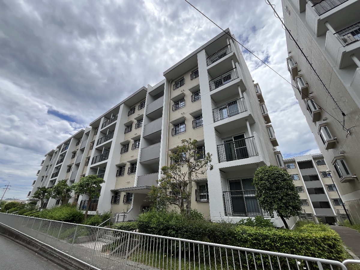 鈴蘭泉台第一住宅1号棟