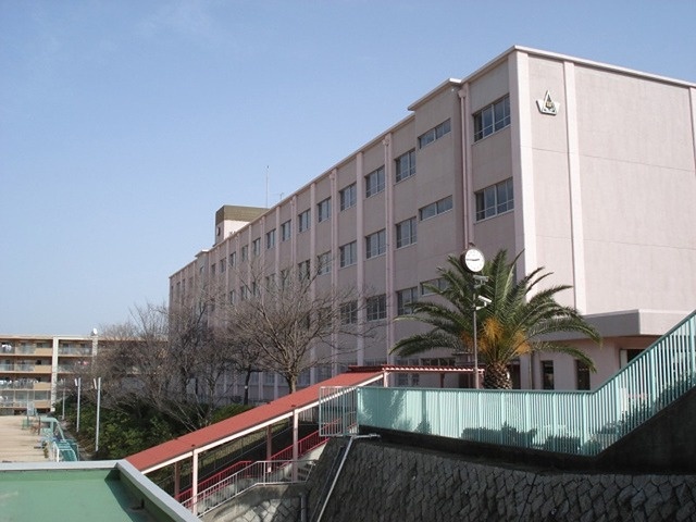 神戸市立横尾小学校まで602m (徒歩8分) 写真21