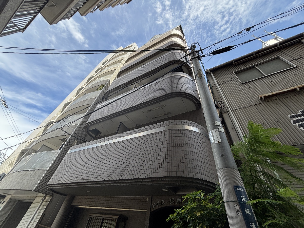 物件番号:1050734429 兵庫駅まで楽々徒歩圏内の賃貸マンション　室内もキレイに改装済です