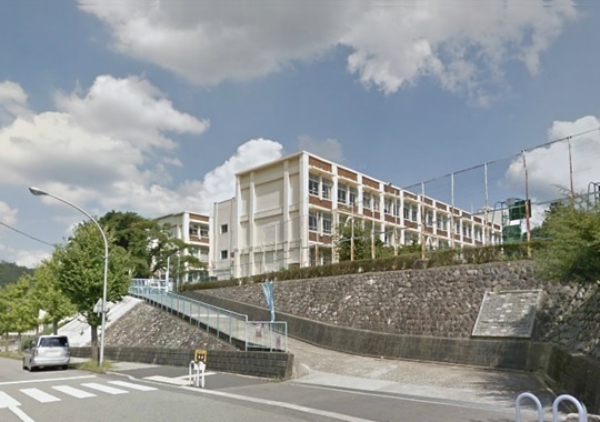 神戸市立唐櫃小学校まで1481m (徒歩19分) 写真21