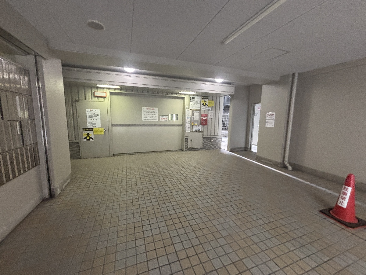 駐車場 写真16