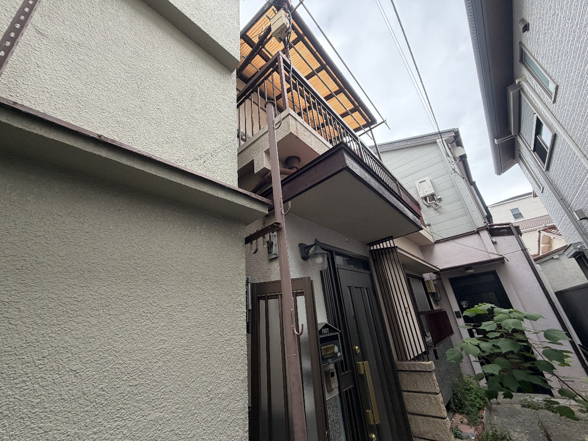 石井町3丁目貸家