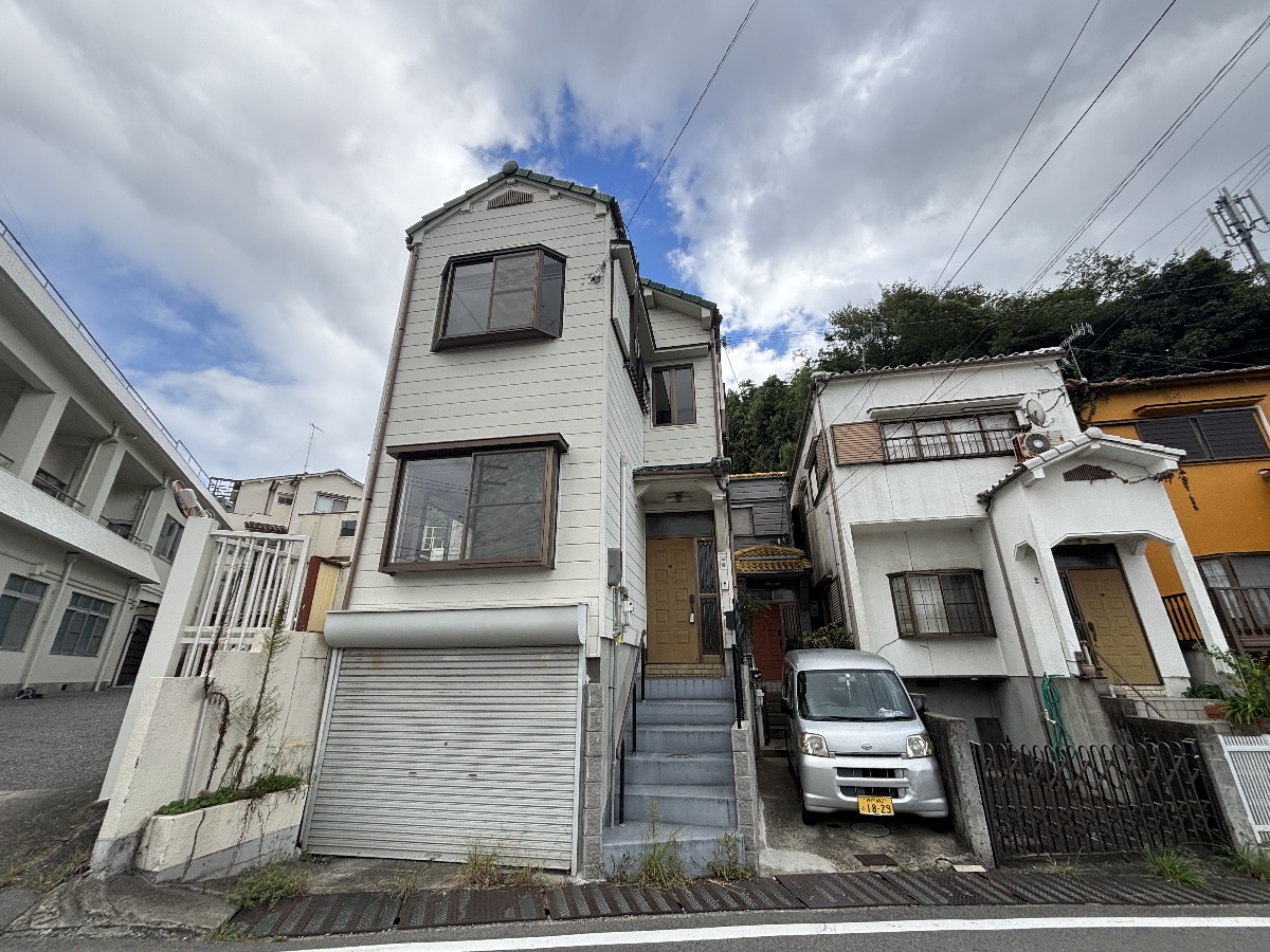 妙法寺牛の子戸建