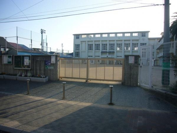 神戸市立真野小学校まで195m (徒歩3分) 写真21