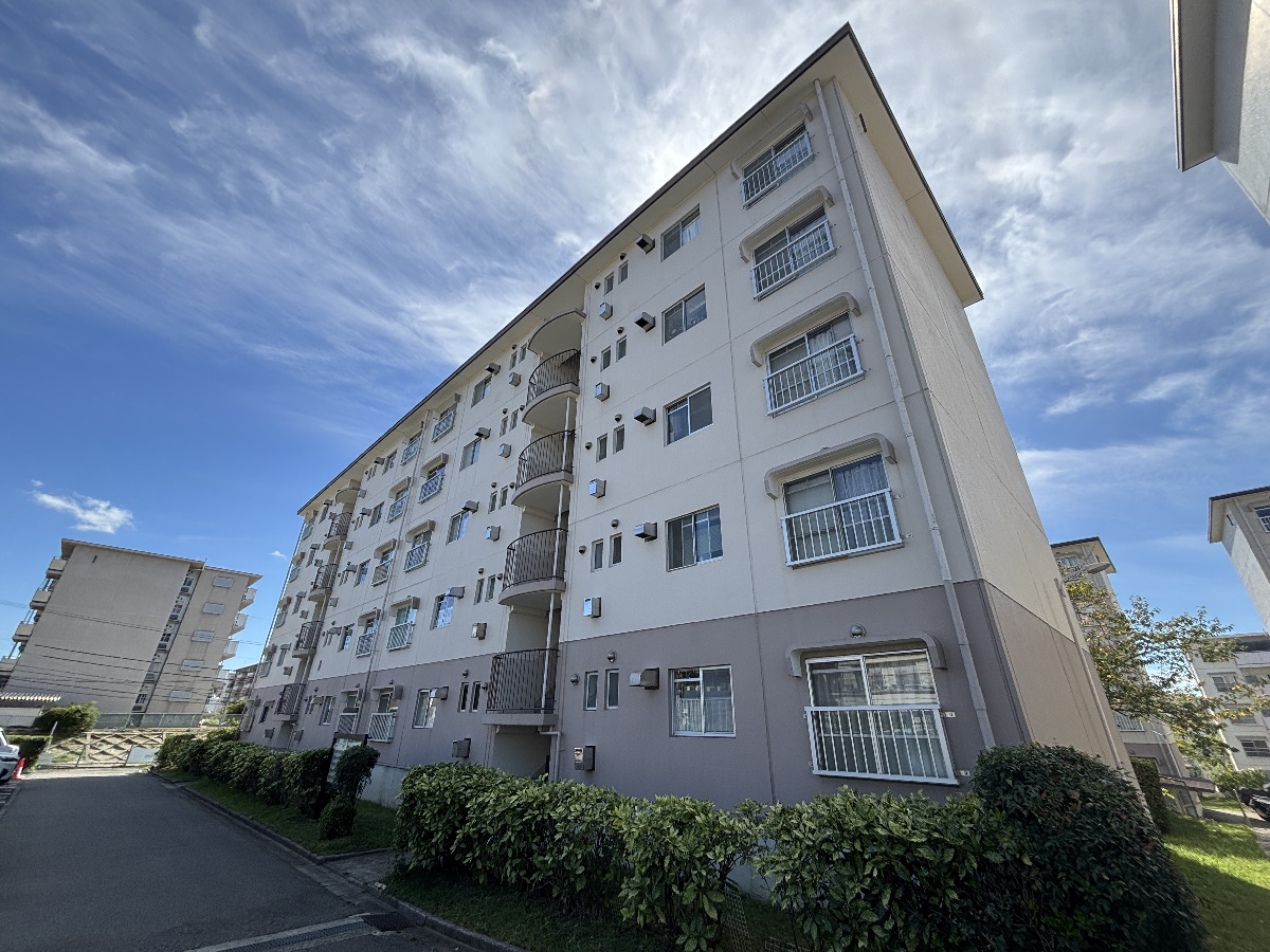 白川台南住宅