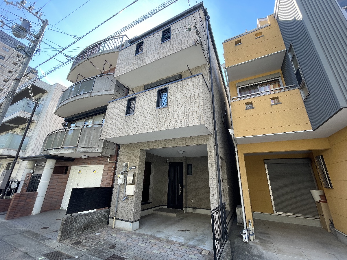 大池町2丁目貸家