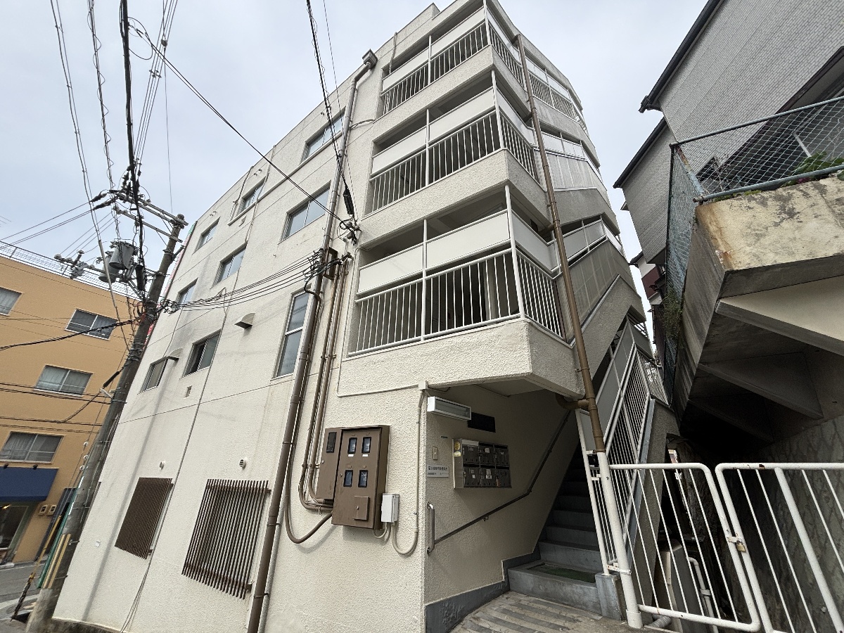 六信マンション
