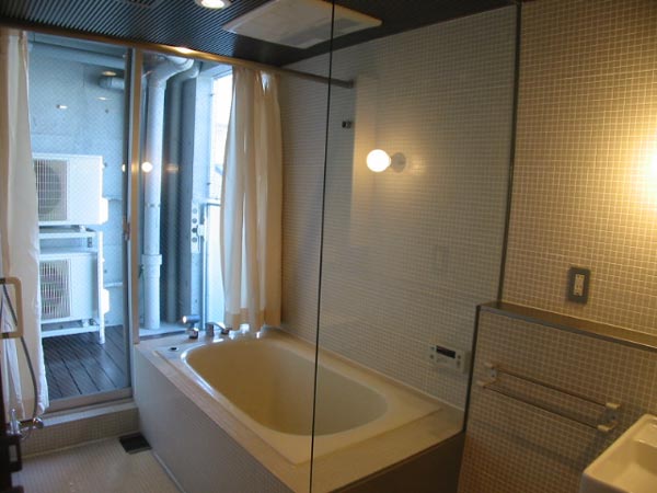 バス ガラス張り浴室 写真5