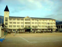 六甲小学校まで174m (徒歩3分) 写真21