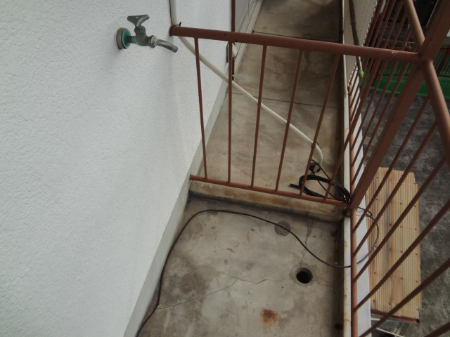 設備 室外洗濯機置場 写真19