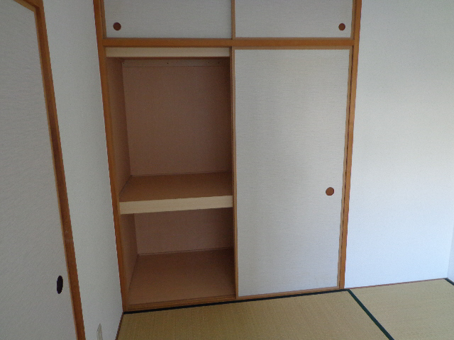 収納 押入 写真17