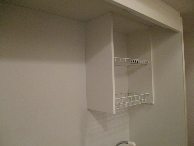 キッチン キッチン上部収納 写真5