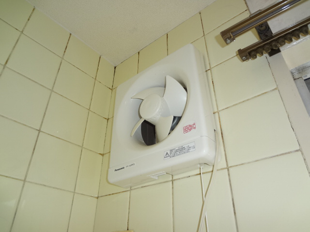設備 換気扇 写真16