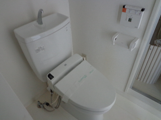 トイレ ウォシュレット付トイレ 写真15