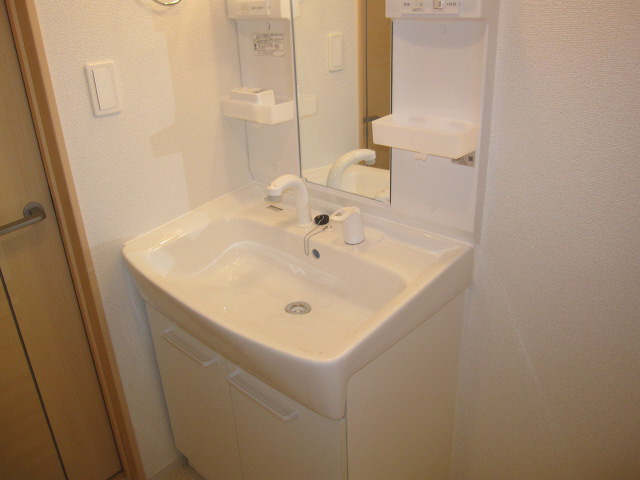 洗面所 シャンプードレッサー 写真13