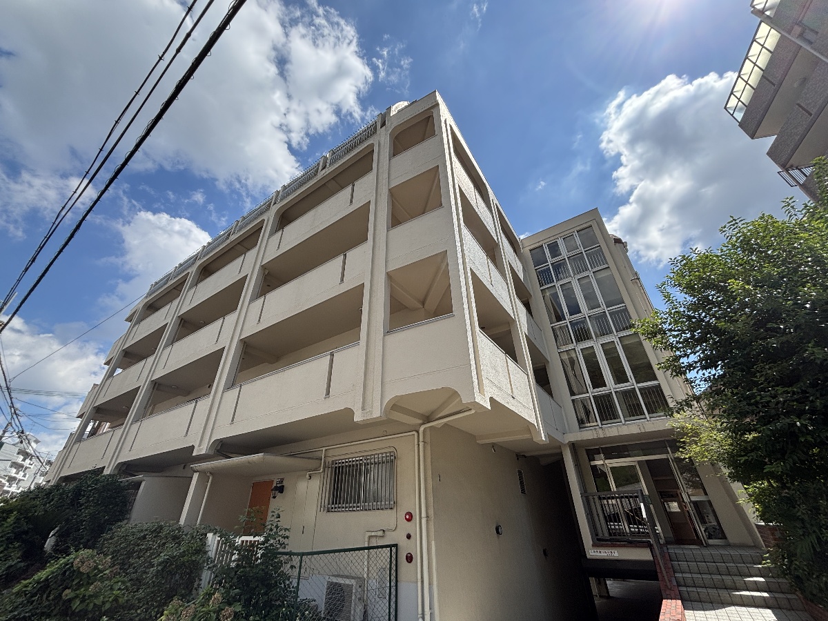 ユートピア諏訪山