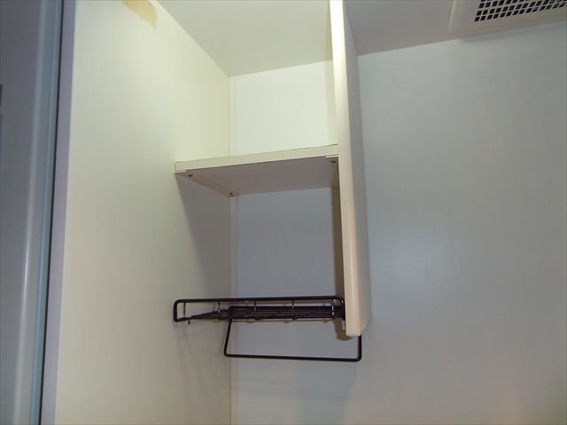 キッチン キッチン上部収納 写真4