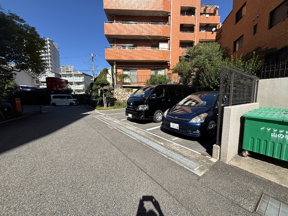 駐車場 写真12