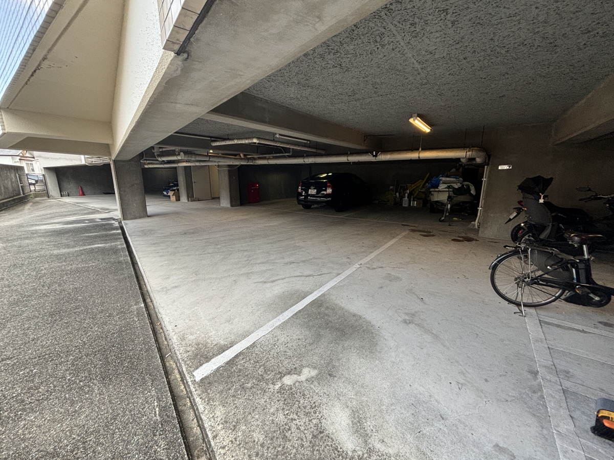 駐車場 写真3