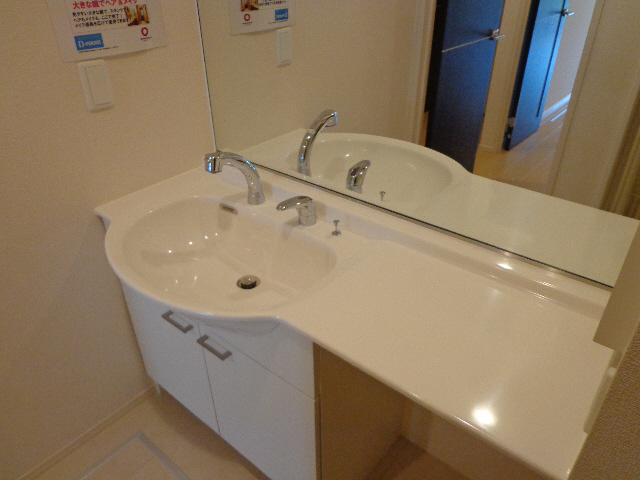洗面所 洗面台 写真9
