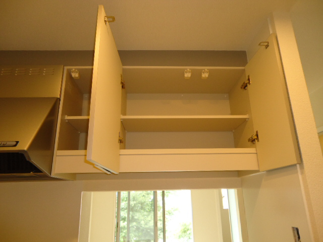 キッチン キッチン上部収納 写真9