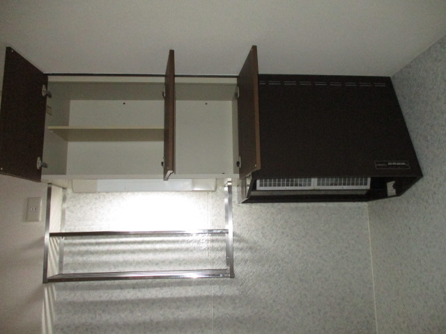 キッチン キッチン上部収納 写真5